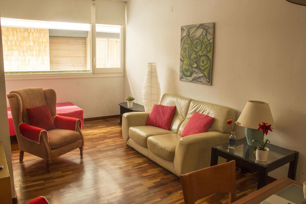 Sweet Bcn Apartments Βαρκελώνη Δωμάτιο φωτογραφία